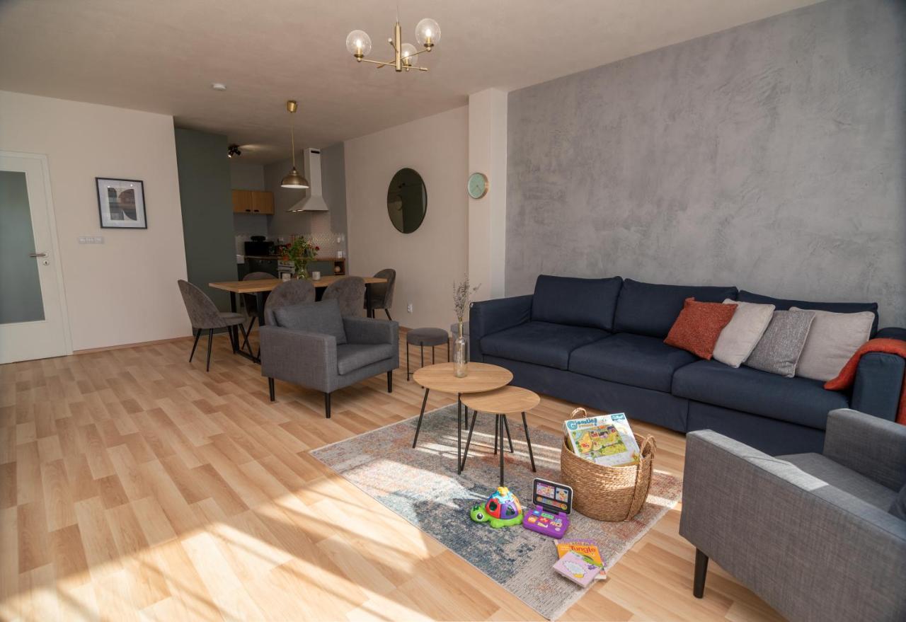 Vila 3 Bed Modern Family House In Mikulov Exteriér fotografie